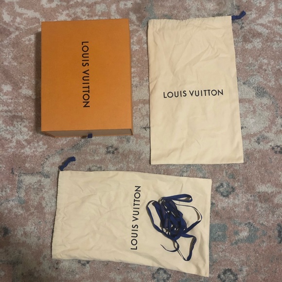 Genuine Brand New Louis Vuitton Box+2 Cloth Bags - Picture 1 of 6